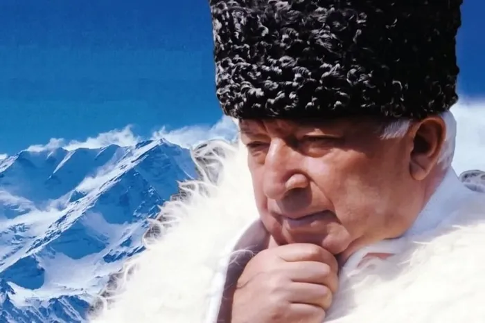 Расул Гамзатов