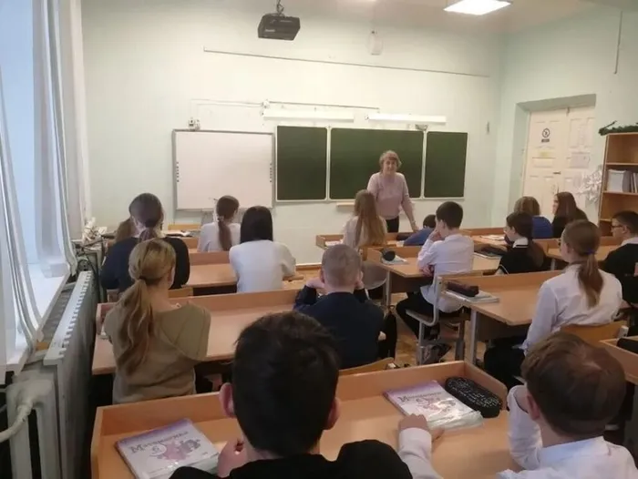 Познавательный час