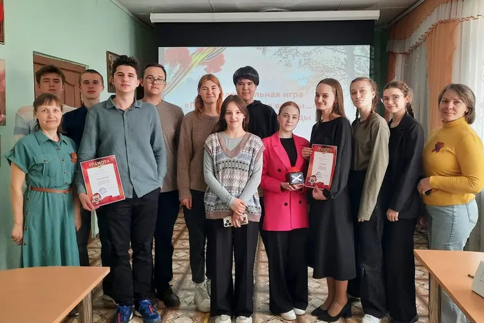 ПРОЙДЁМ ДОРОГОЮ ВОЙНЫ...