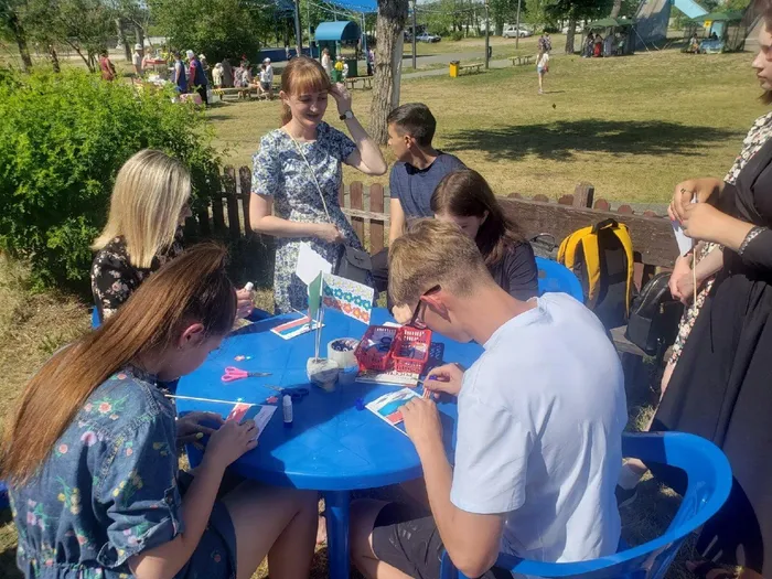Центральная городская библиотека 
12 июня, городской парк культуры и отдыха