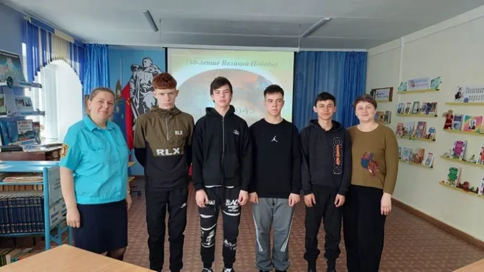 Исторический час