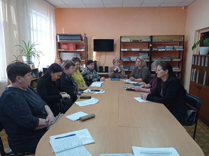 Круглый стол