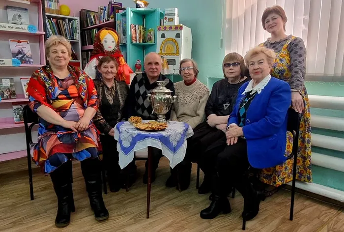 В КРУГУ ТРАДИЦИЙ