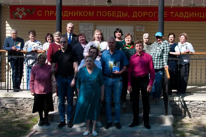 РАСПАХНУЛИ ОКНО В ПОЭЗИЮ АНДРЕЯ БЕРГУЛЁВА