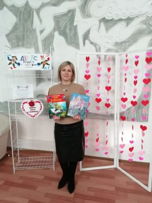 депутат Думы Тавдинского городского округа, директор детской музыкальной школы имени П.Е. Тричева
 Ольга Владимировна Шу.