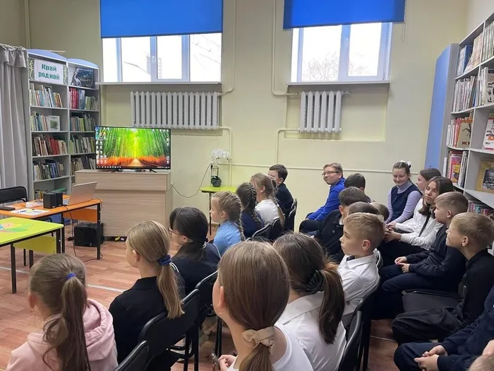 Информационный час