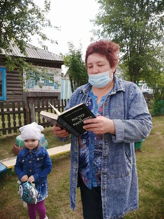 Акция "Прикоснись к чтению".
Азанковская сельская библиотека - филиал №9